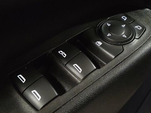 Used 2022 Chevrolet Equinox LT image 27