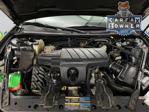 Used 2006 Pontiac Grand Prix GT w/ Sun And Sound Package FWD image 12