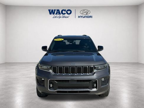 Used 2021 Jeep Grand Cherokee L Overland w/ Luxury Tech Group IV RWD image 2