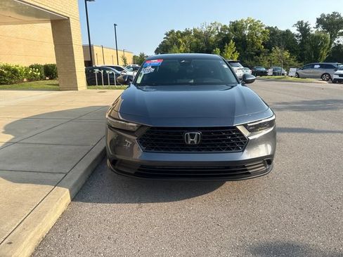 Used 2025 Honda Accord LX image 7