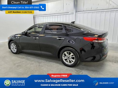 Used 2017 Kia Optima LX FWD image 3