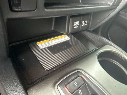 Used 2022 Honda Pilot Special Edition image 28