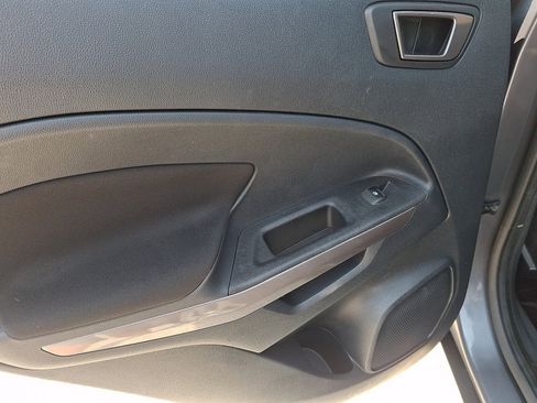 Used 2020 Ford EcoSport SE w/ SE Convenience Package FWD image 19