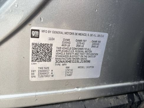 Used 2025 Chevrolet Equinox LT FWD image 30
