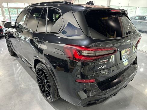 Used 2022 BMW X5 xDrive40i w/ M Sport Package AWD/4WD image 24