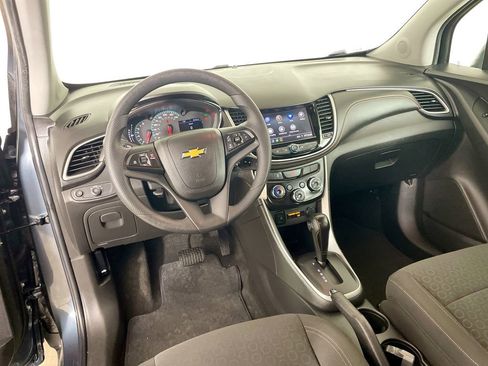 Used 2021 Chevrolet Trax LS w/ Tint and Cruise Package image 23