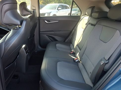 New 2025 Kia Niro EX w/ EX Cold Weather Package image 11