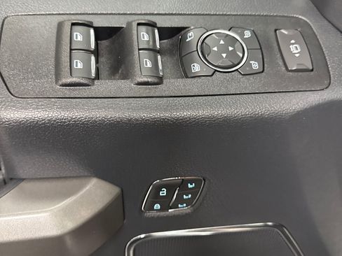 Used 2022 Ford F450 Platinum image 17