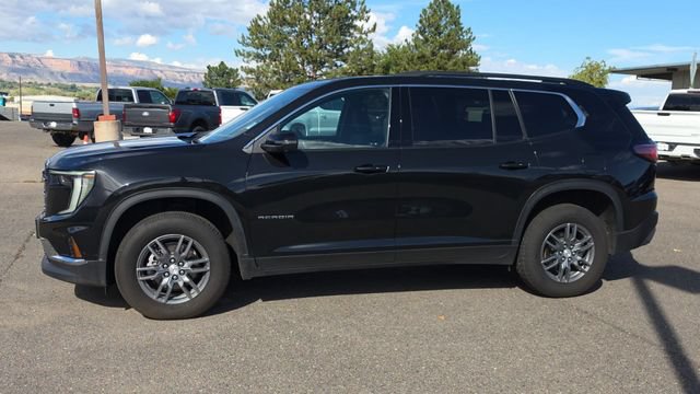 Used 2025 GMC Acadia Elevation AWD/4WD image 6