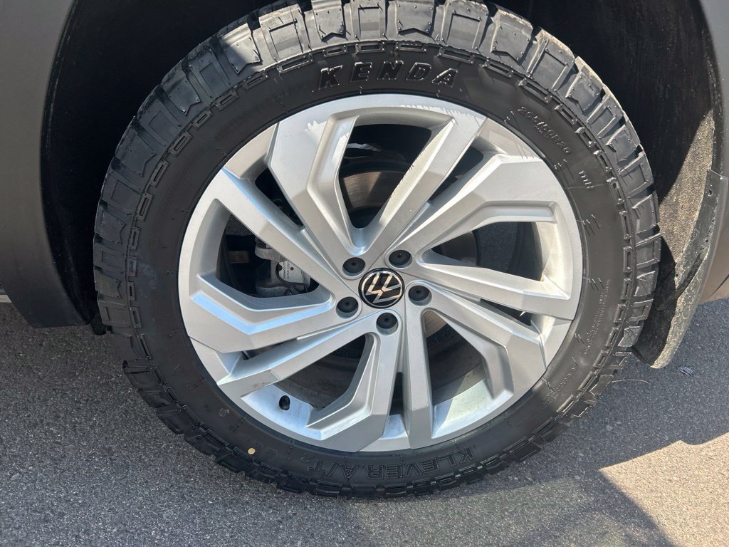 Used 2023 Volkswagen Atlas SE FWD image 30
