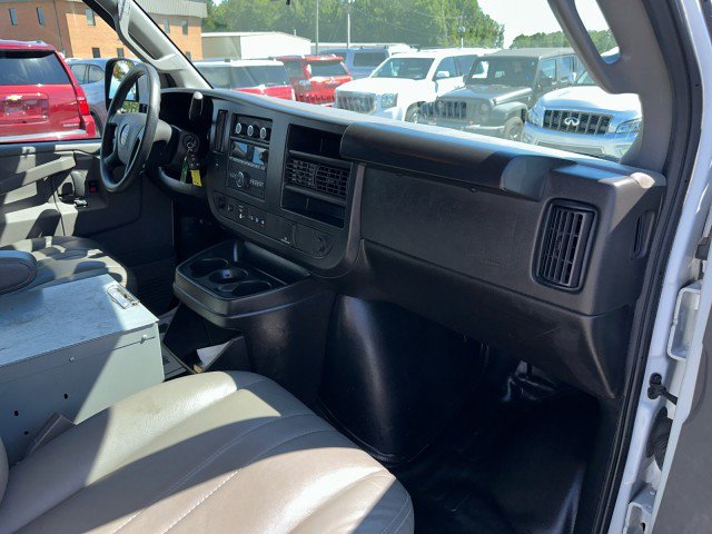 Used 2024 GMC Savana 2500 w/ Driver Convenience Package RWD image 33