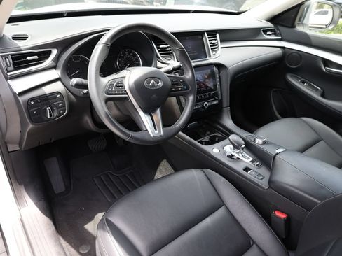 Certified 2021 INFINITI QX50 Luxe FWD image 14