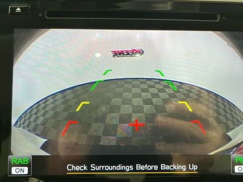 Used 2019 Subaru Outback 2.5i Limited w/ Popular Package #2 image 12