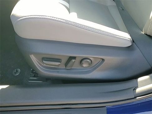 Used 2026 Toyota Camry SE image 12