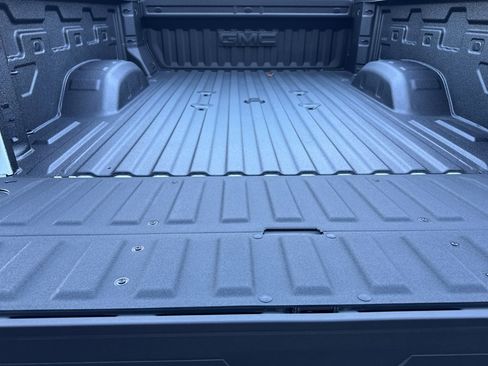 New 2026 GMC Sierra 2500 Denali w/ Denali Reserve Package image 12