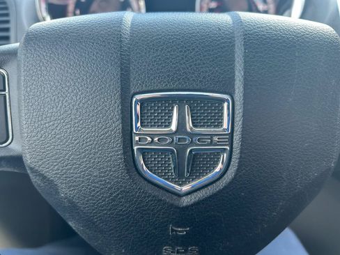 Used 2016 Dodge Grand Caravan FWD image 19