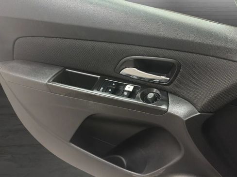 Used 2013 Chevrolet Cruze LT w/ All-Star Edition FWD image 16
