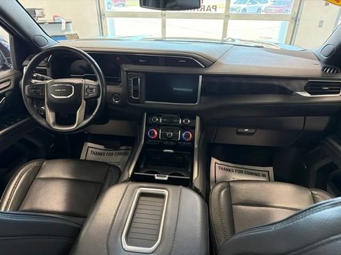 Used 2022 GMC Yukon Denali AWD/4WD image 25