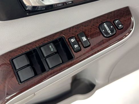 Used 2012 Toyota Camry XLE image 13