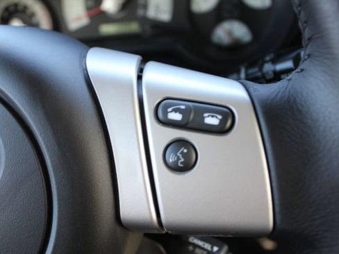 Used 2011 Toyota FJ Cruiser 4WD w/ Upgrade Pkg image 38