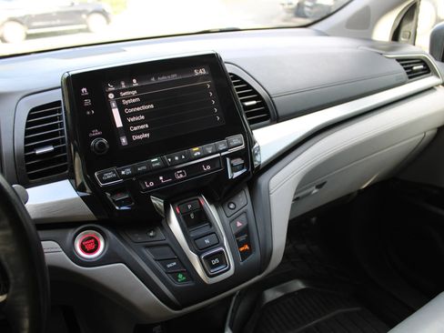 Used 2019 Honda Odyssey EX-L image 13