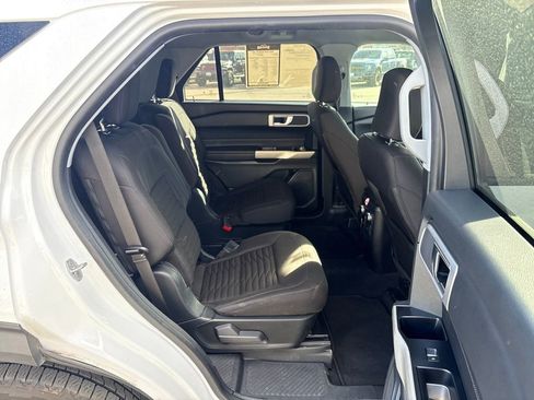 Used 2021 Ford Explorer XLT w/ Class III Trailer Tow Package image 29