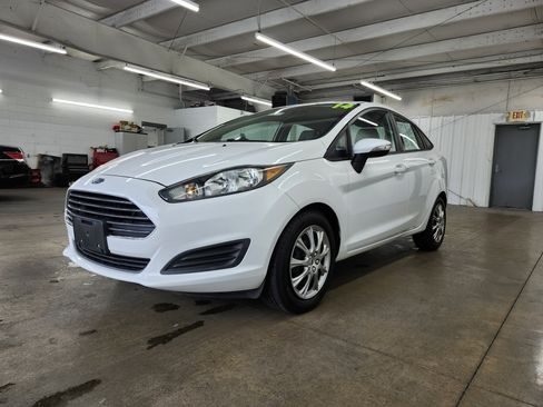 Used 2014 Ford Fiesta SE image 28
