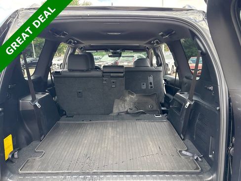 Used 2022 Lexus GX 460 w/ Black Line Special Edition AWD/4WD image 10