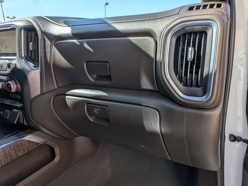 Used 2021 GMC Sierra 2500 Denali w/ Denali Ultimate Package AWD/4WD image 61