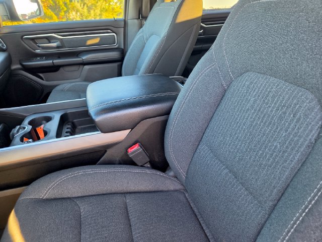 Used 2019 RAM 1500 Big Horn AWD/4WD image 2