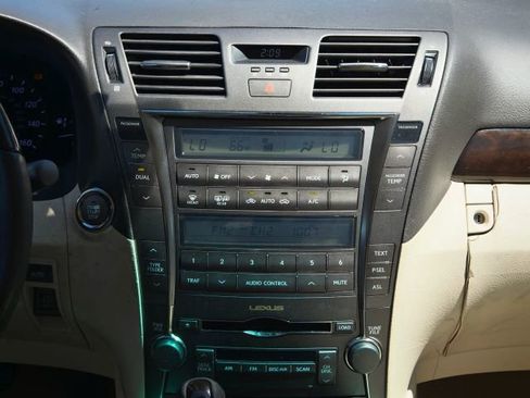 Used 2007 Lexus LS 460 RWD image 22