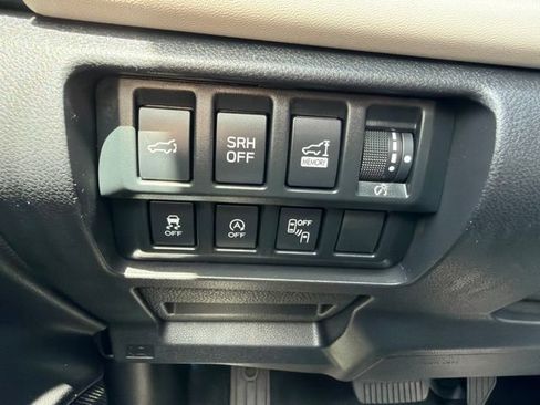 Used 2023 Subaru Forester Limited AWD/4WD image 18