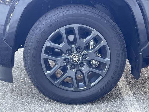 New 2025 Toyota Sequoia Platinum w/ Tow Technology Package AWD/4WD image 30