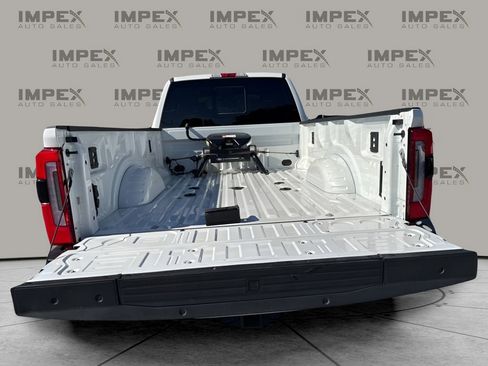 Used 2024 Ford F350 Limited w/ FX4 Off-Road Package image 32
