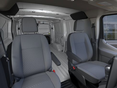 New 2026 Ford Transit 150 Low Roof RWD image 31