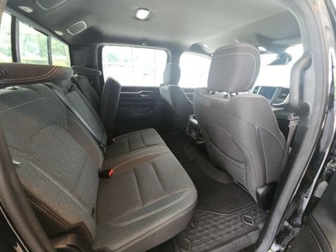 Used 2022 RAM 1500 Big Horn AWD/4WD image 15