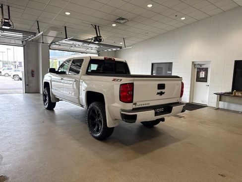 Used 2017 Chevrolet Silverado 1500 LT w/ All Star Edition AWD/4WD image 5