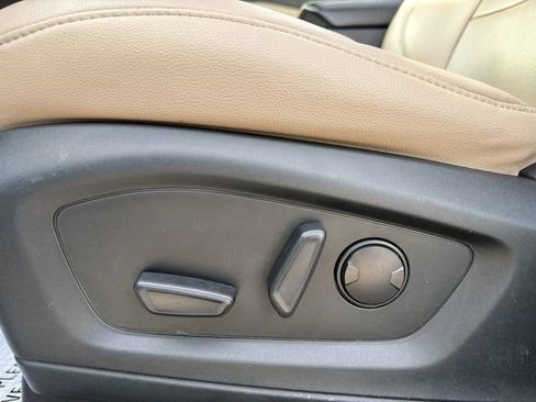 Used 2021 Ford Explorer Limited w/ Hybrid Equipment Group 310A image 24