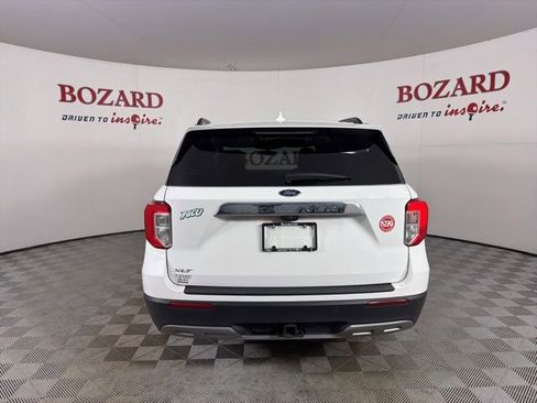Used 2022 Ford Explorer XLT w/ Equipment Group 202A RWD image 7