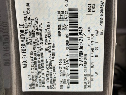 Used 2014 Ford Fusion Titanium FWD image 19