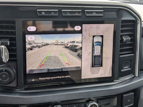 Used 2024 Ford F450 Limited image 25