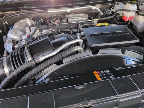 Used 2023 Chevrolet Silverado 3500 LT AWD/4WD image 28
