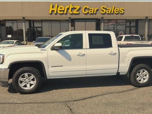 Used 2018 GMC Sierra 1500 SLE w/ Suspension Package, Off-Road AWD/4WD image 5