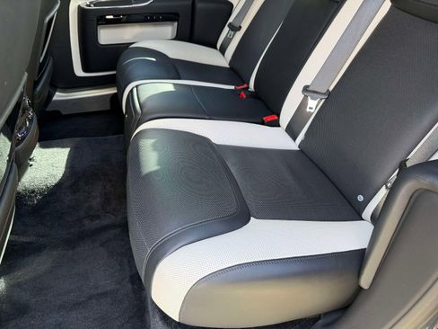 Used 2020 Rolls-Royce Ghost Black Badge image 27