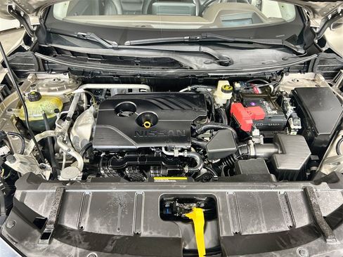 Certified 2021 Nissan Rogue Platinum image 18