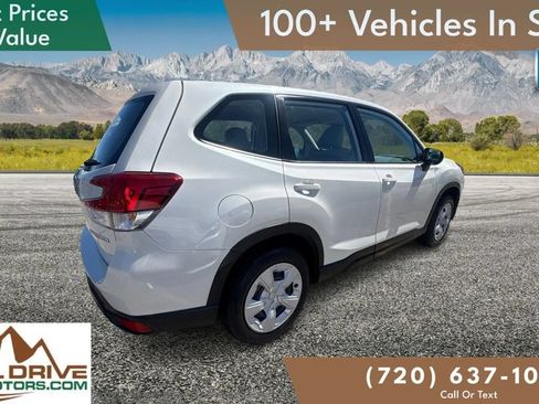 Used 2022 Subaru Forester AWD/4WD image 5