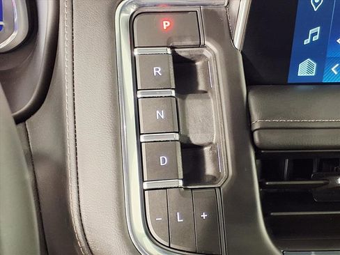 Used 2023 Chevrolet Tahoe Z71 image 8