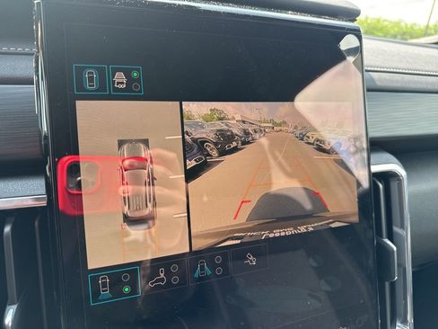 New 2025 GMC Acadia Elevation w/ LPO, Floor Liner Package image 20