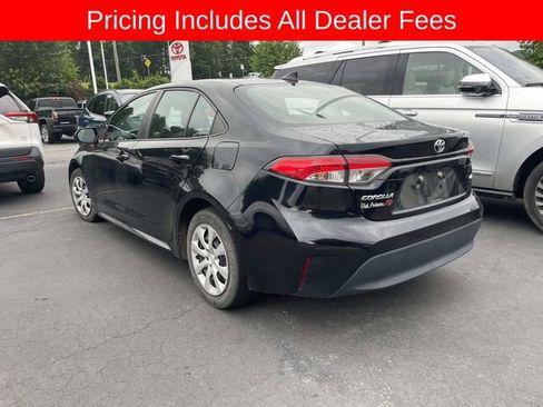 Used 2023 Toyota Corolla LE FWD image 6