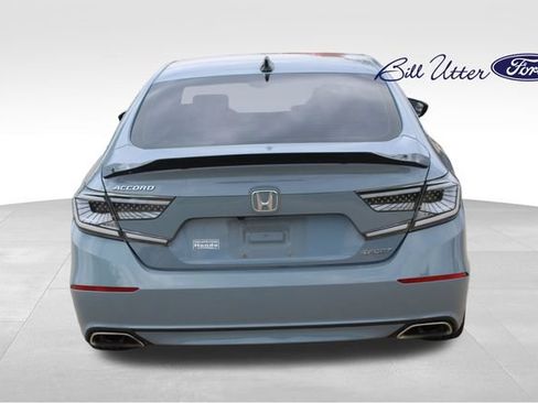 Used 2022 Honda Accord Sport image 6